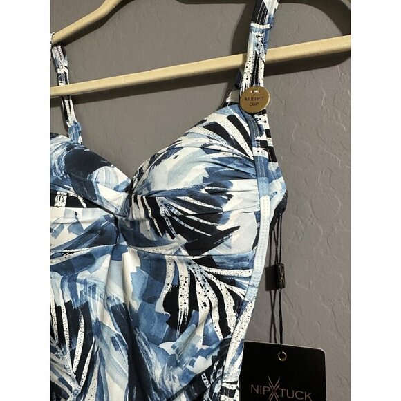 Nip Tuck Women's One Piece Swimsuit Size 6 NWT - Picture 4 of 8